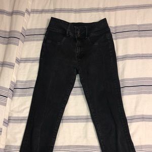 American Eagle black high waisted jeans